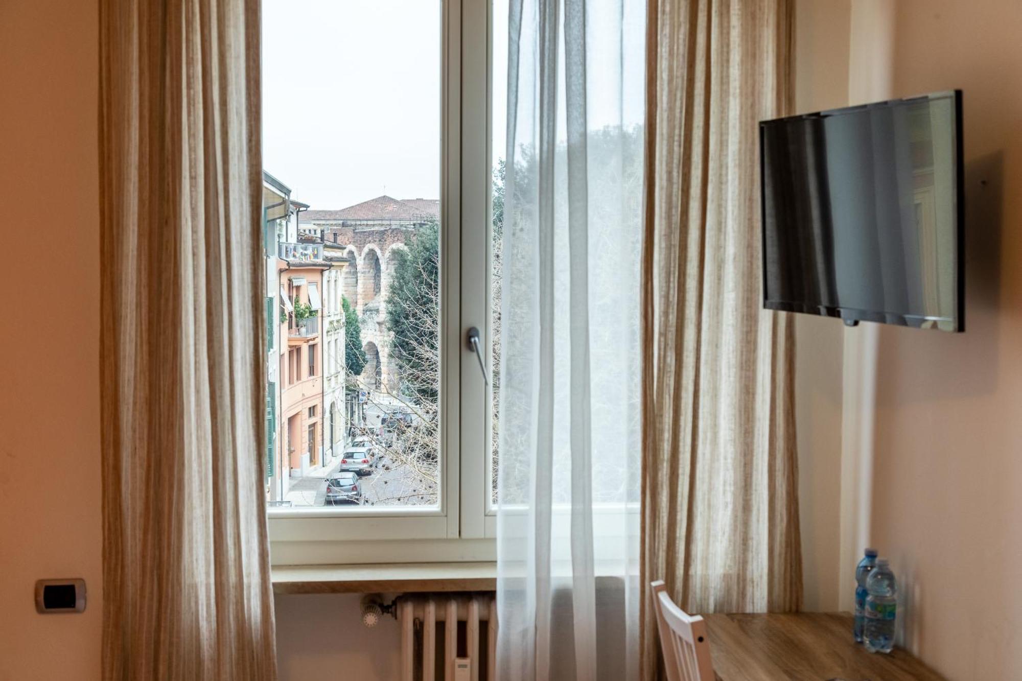 Casa Vivaldi Guest House فيرونا المظهر الخارجي الصورة